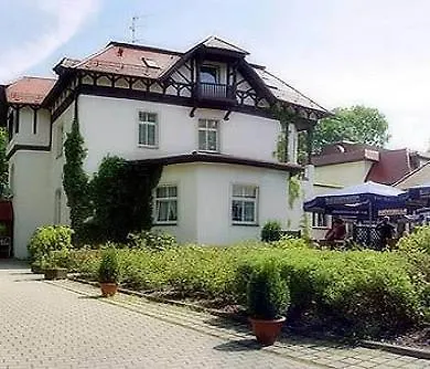 Готель Parkhotel Diani