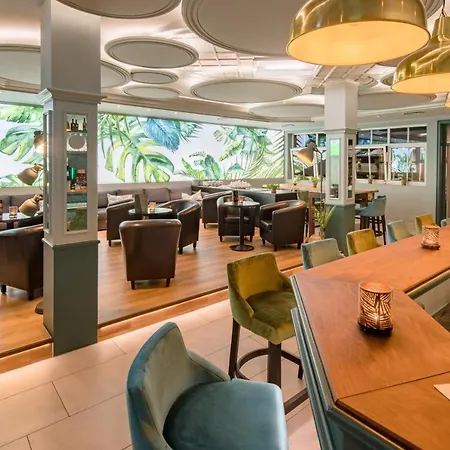 Parkhotel Diani Готель