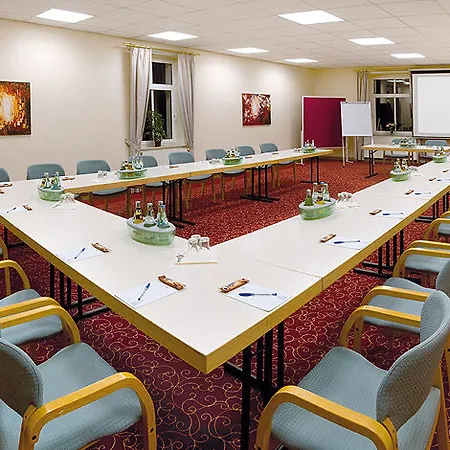 Parkhotel Diani Готель Лейпциг